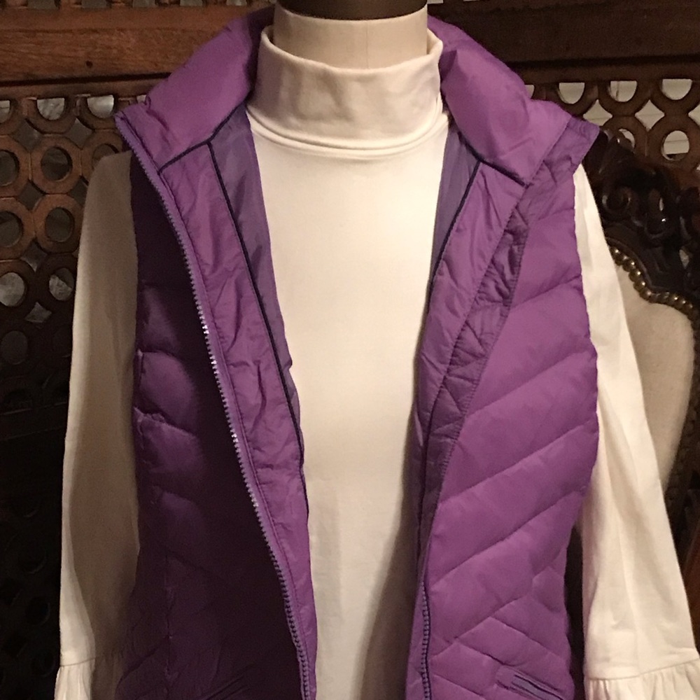 NWT TALBOTS DOWN PUFFER VEST - Picture 6 of 8